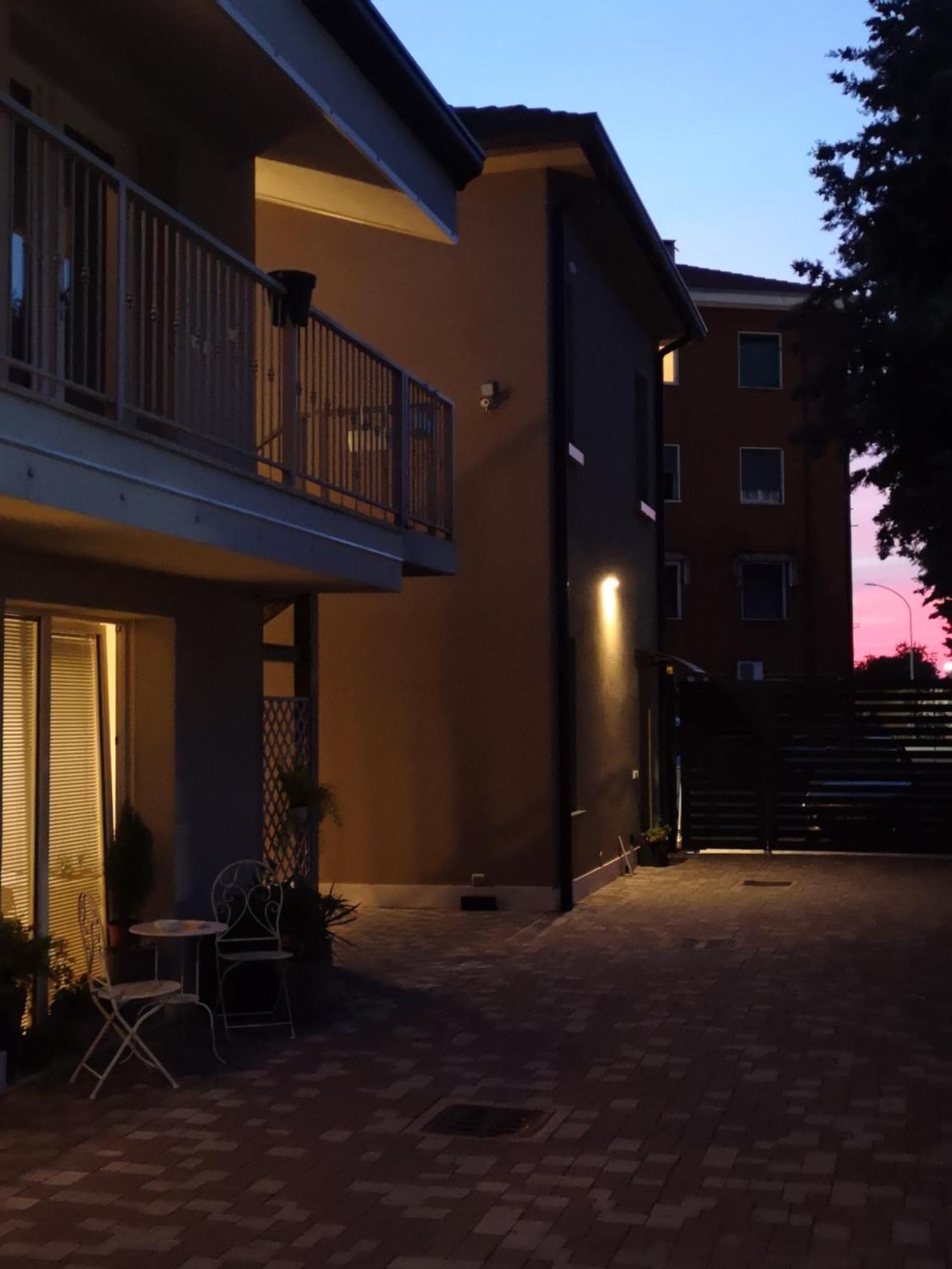 La Diletta - Camere Di Charme เวโรนา ภายนอก รูปภาพ